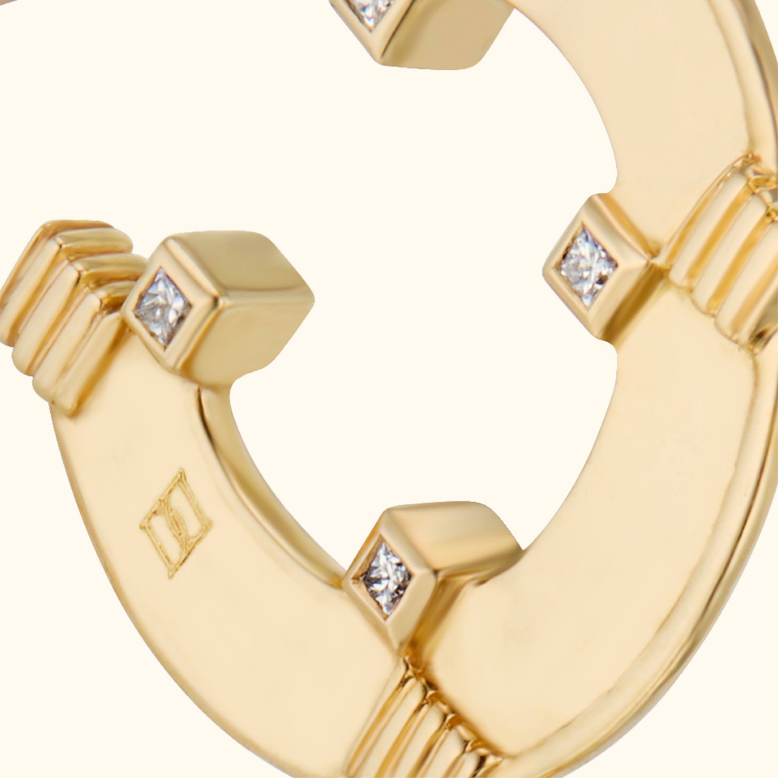 Margot Hoops