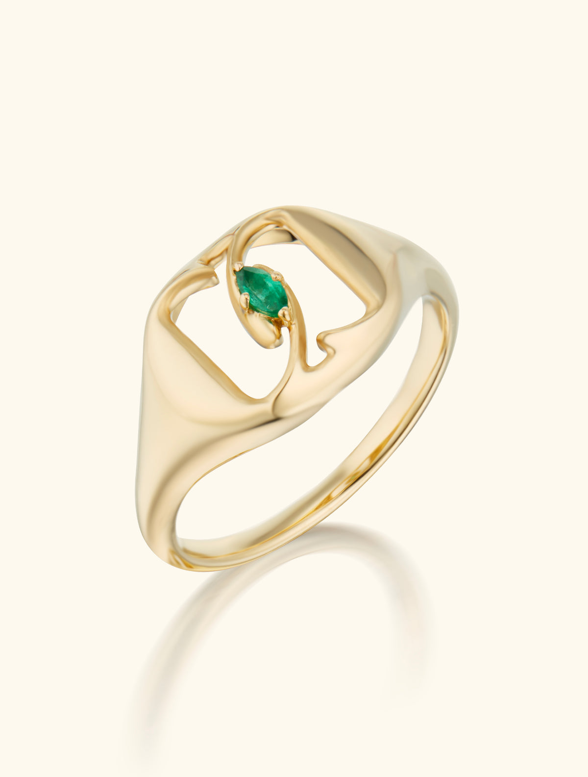 Crest Ring, Emerald