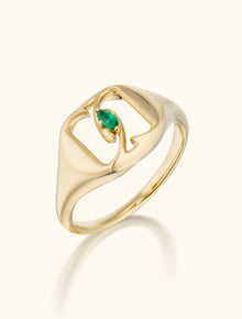Crest Ring, Emerald