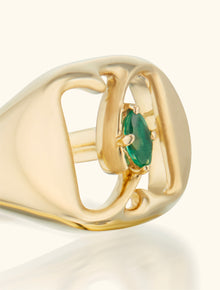 Crest Ring, Emerald