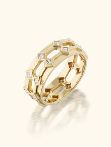 Margot Ring, Diamond