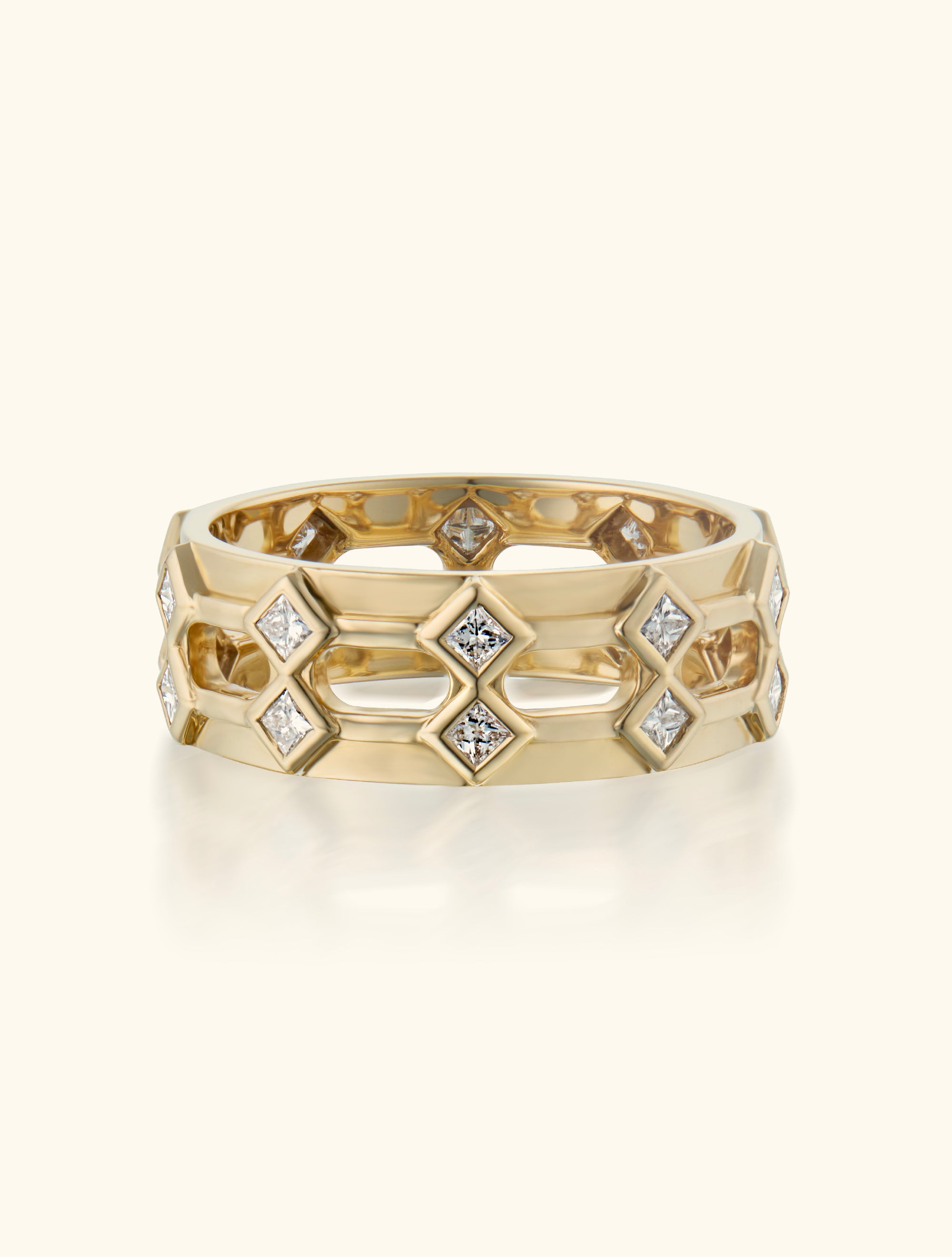 Margot Ring, Diamond