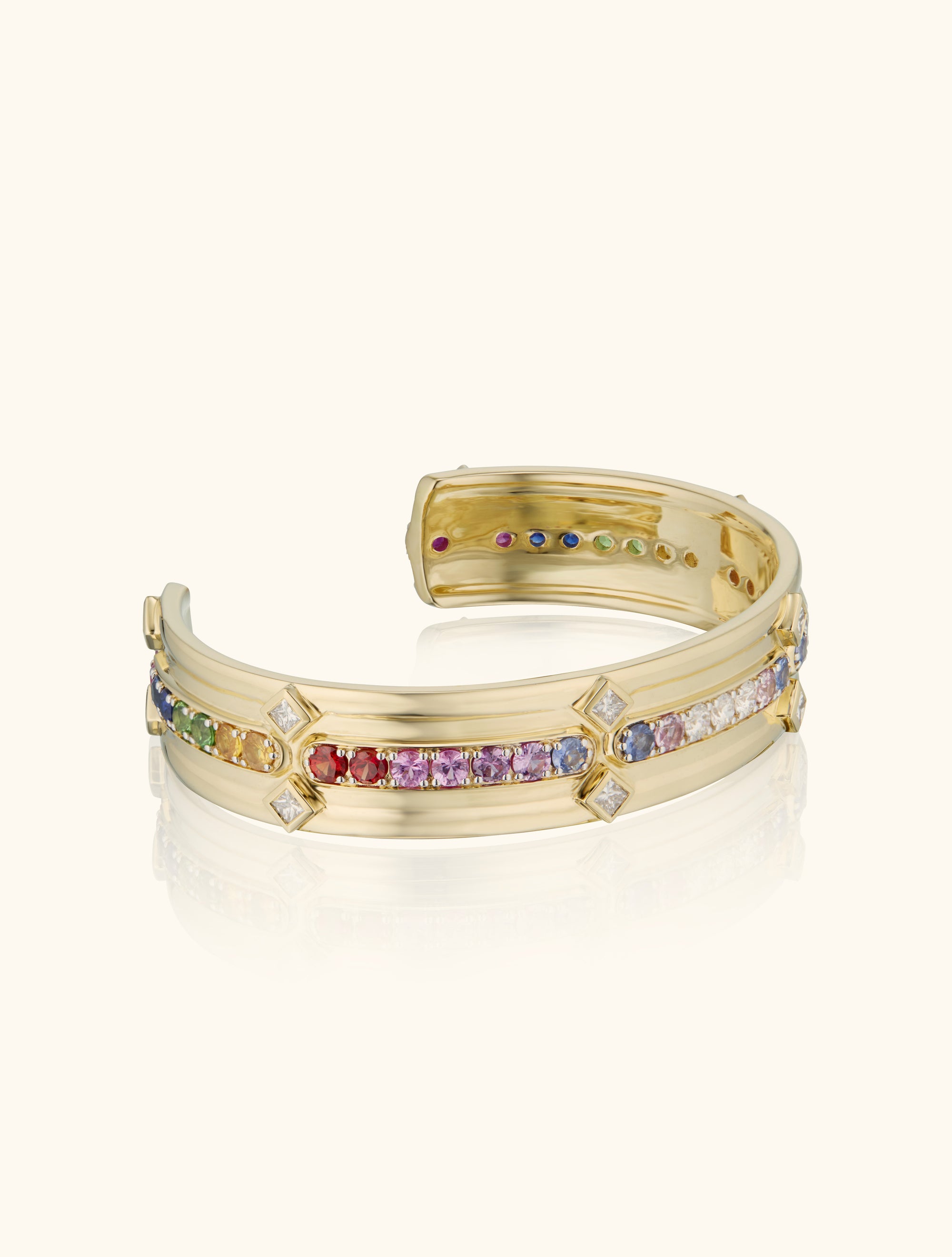 Margot Cuff, Prism