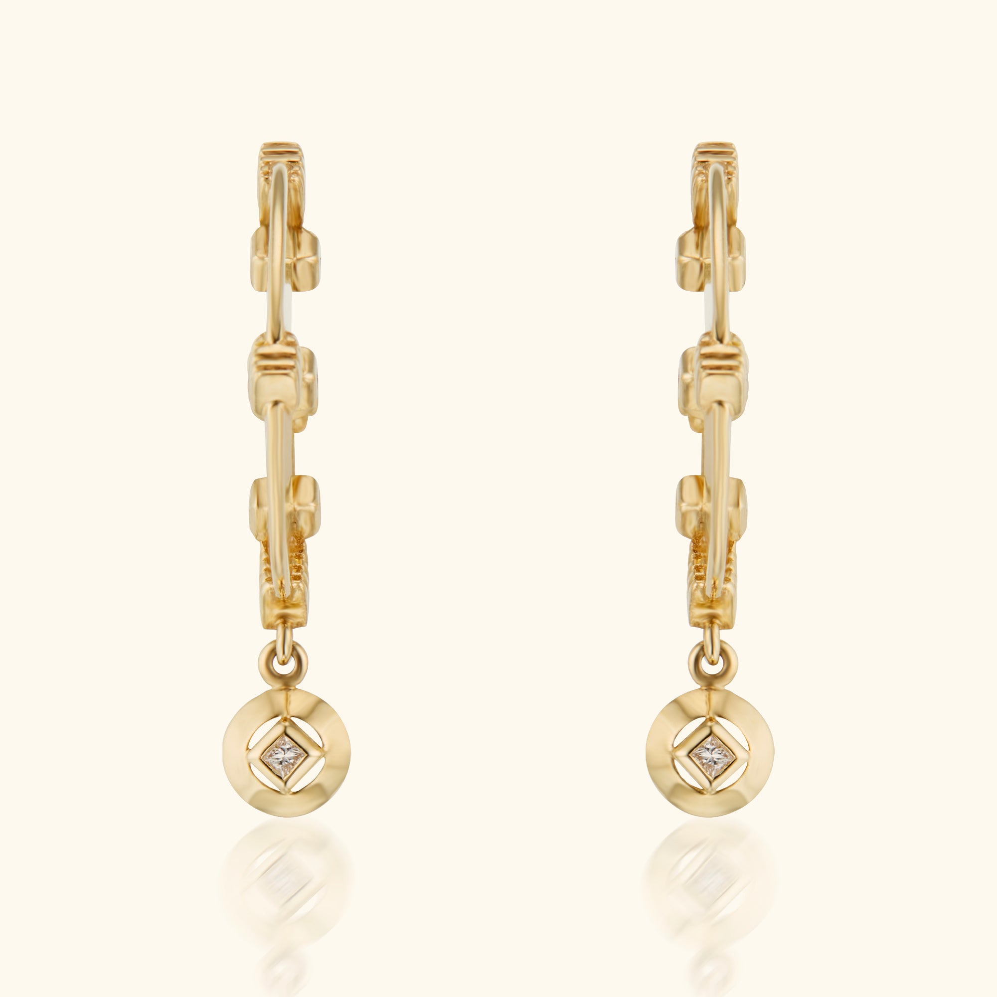 Margot Hoops