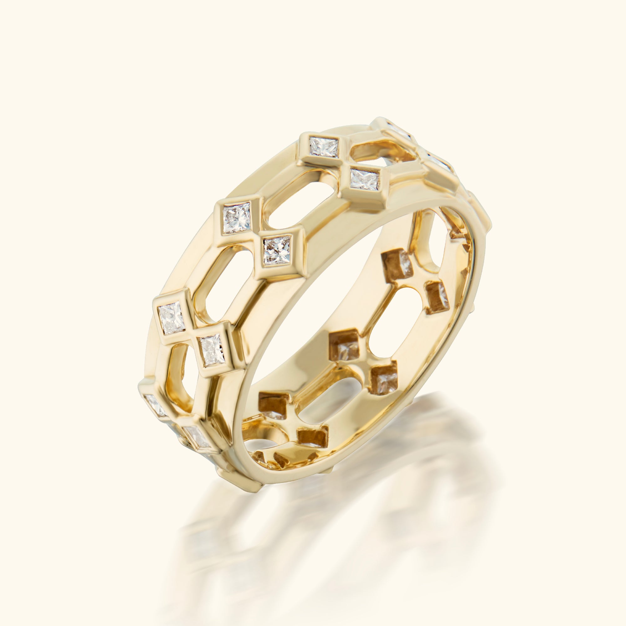 Margot Ring, Diamond